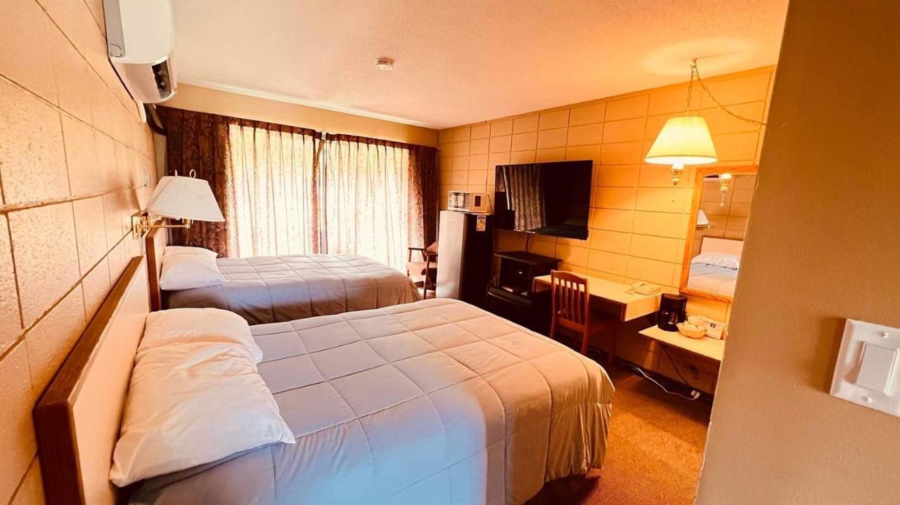Airport Inn Порт-Харди Экстерьер фото