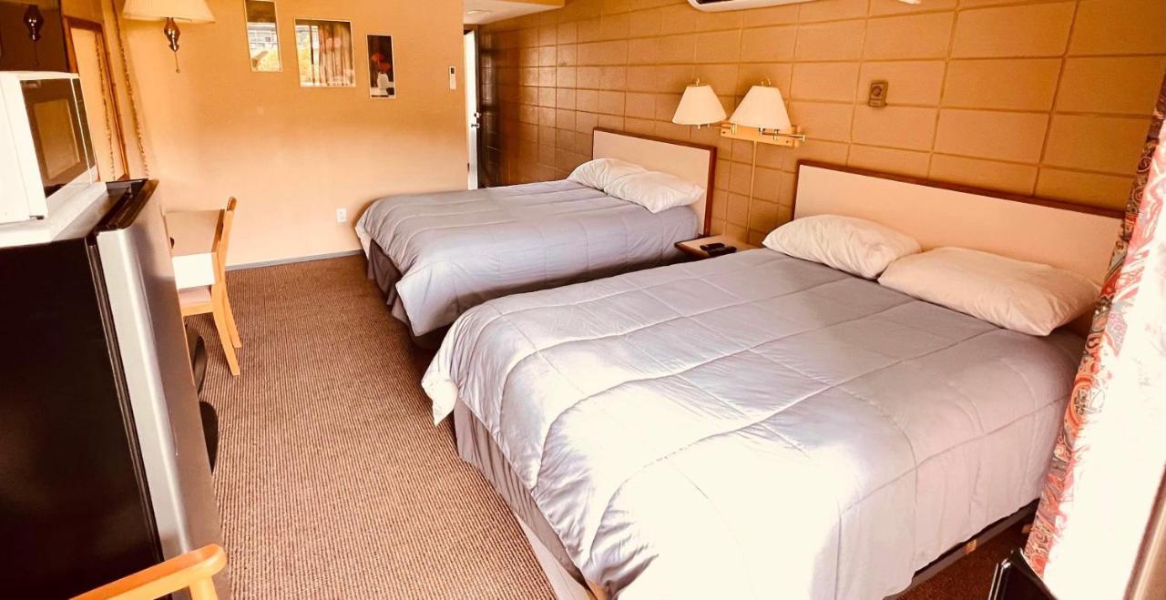 Airport Inn Порт-Харди Экстерьер фото